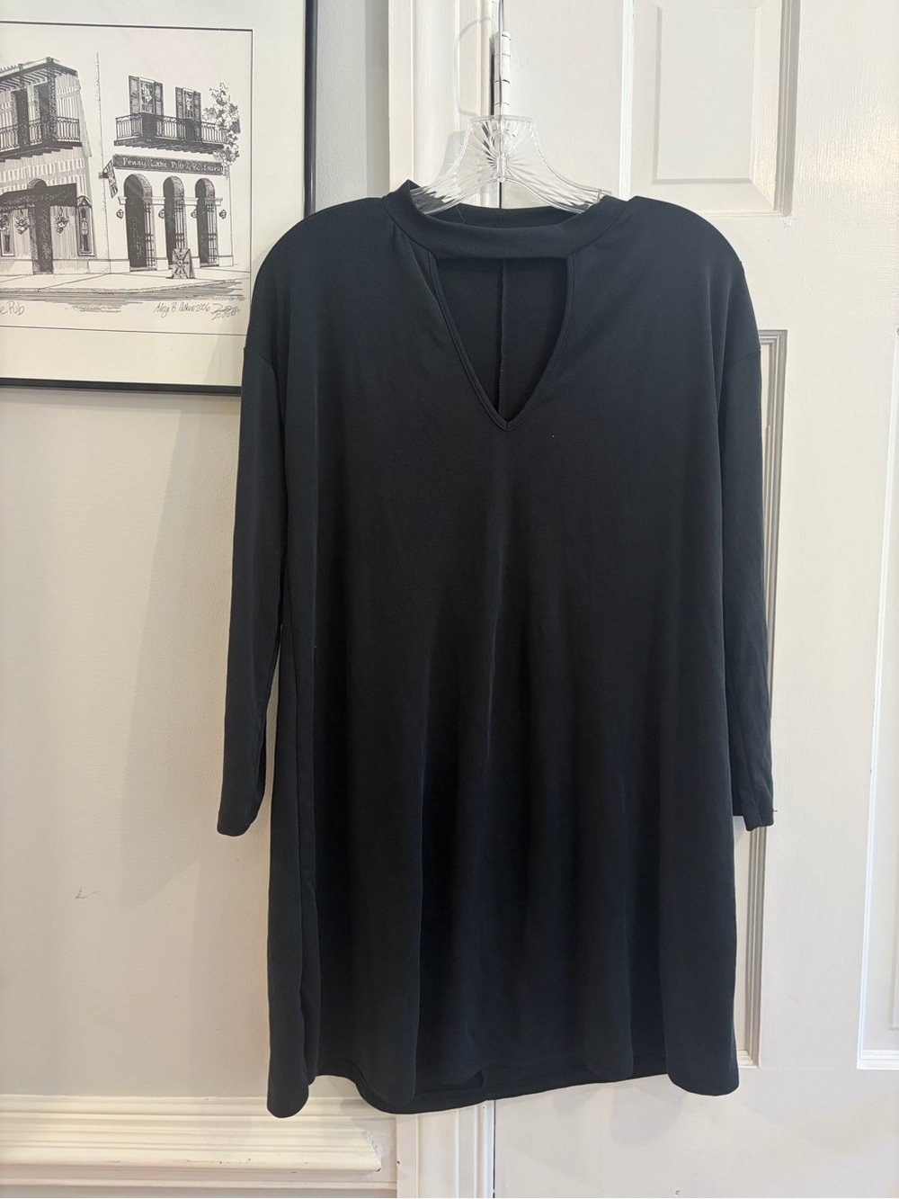Women’s Black Long Sleeve V-Neck Dress